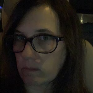 Meet your Posher, Alysss